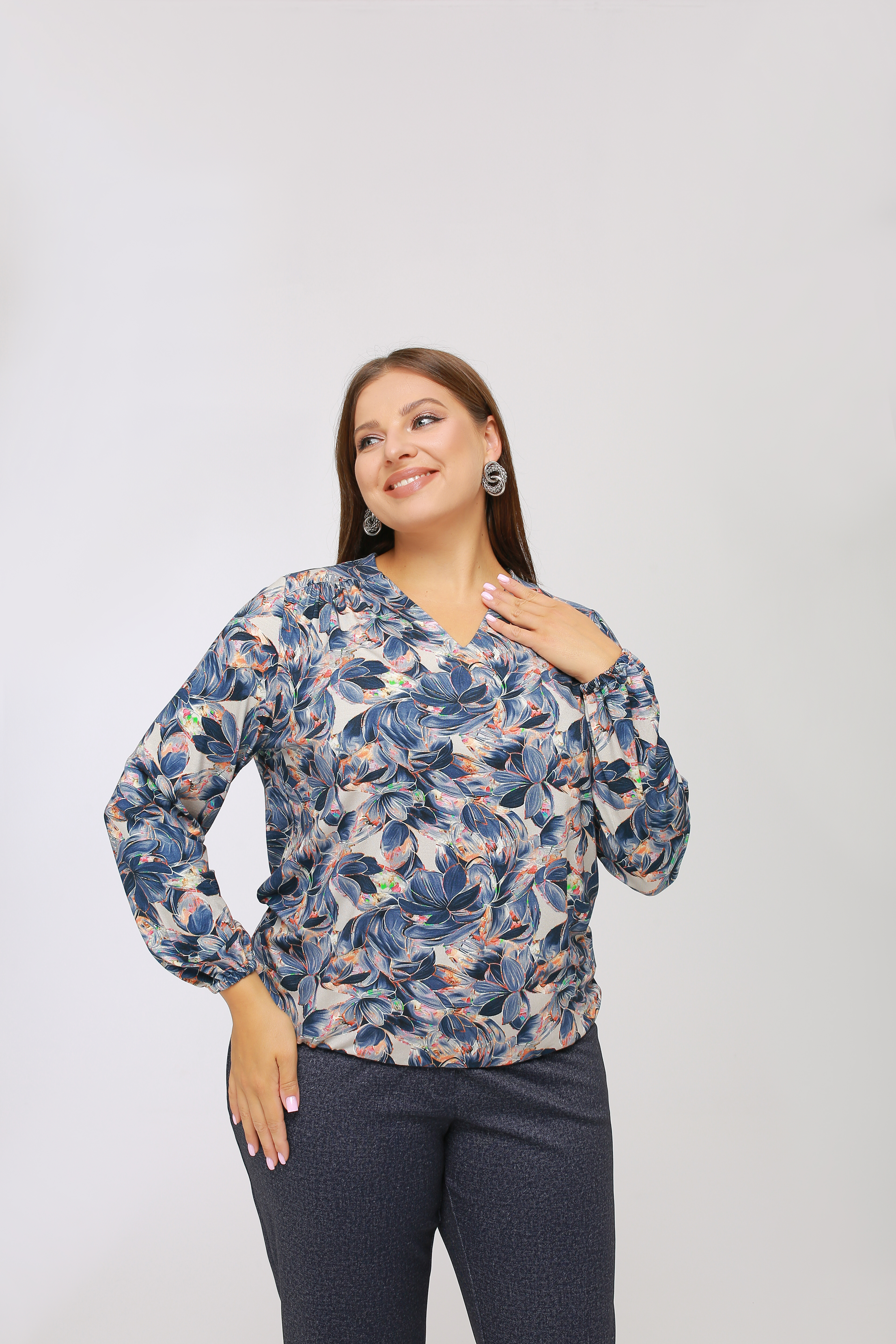 картинка Джемпер 3392 синий (цветы) от магазина Larouge.by